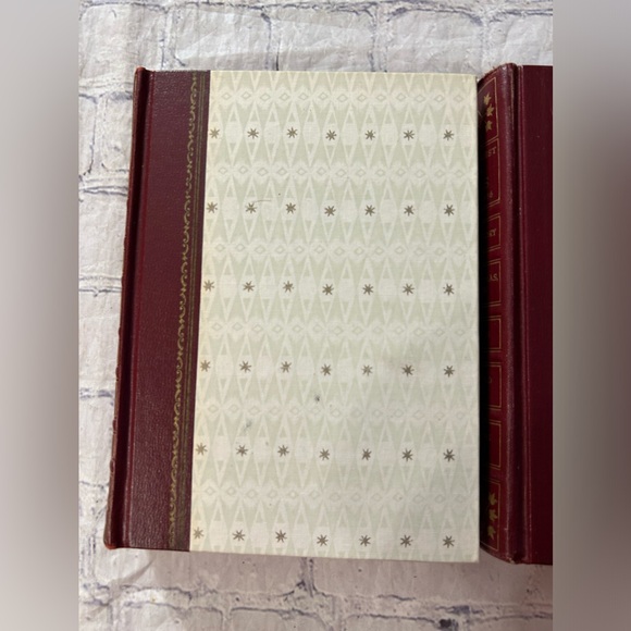 READER’S DIGEST CONDENSED HARDCOVER (2) BOOKS VOLUMES (4) & (XX11) VINTAGE - Picture 3 of 12